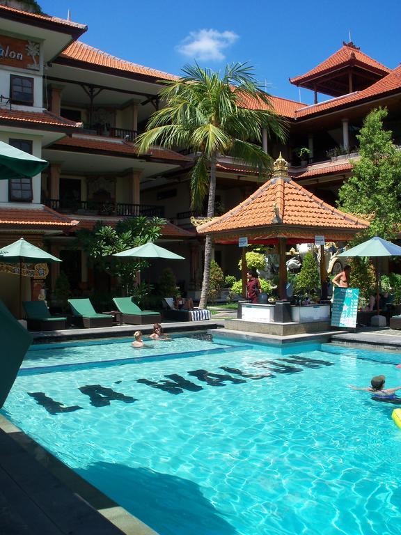 La Walon Hotel Kuta  Exterior photo