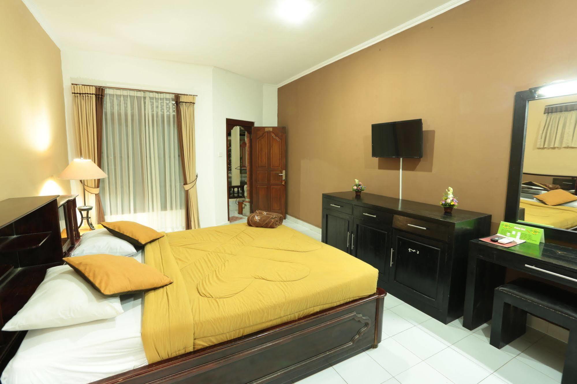 La Walon Hotel Kuta  Exterior photo